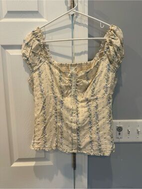Floral Puff-Sleeve Square Neck Top in Cream with Blue Print
